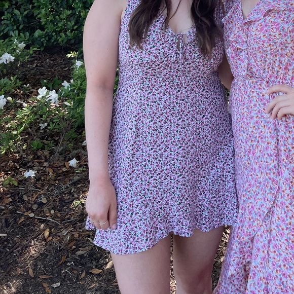 Zara Floral Mini Dress - Picture 5 of 6